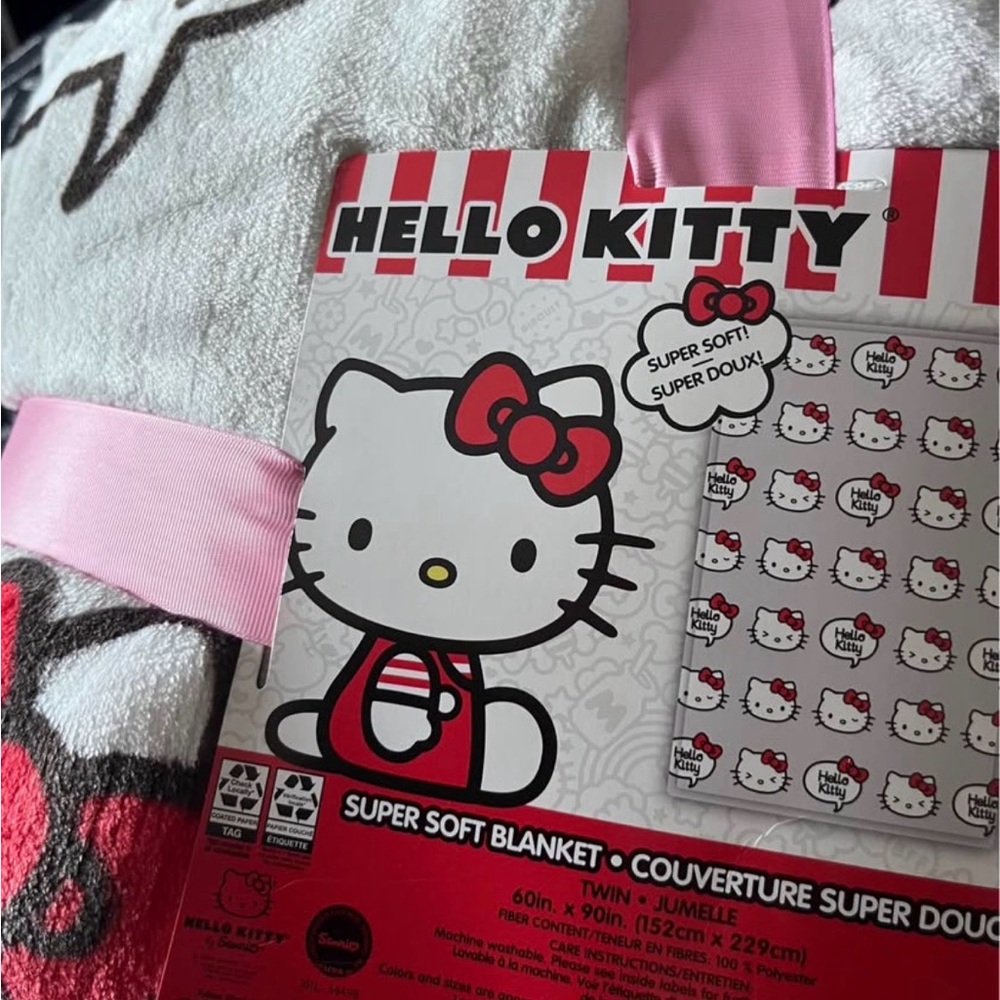 Hello Kitty Light Grey and White Super Soft Blanket
